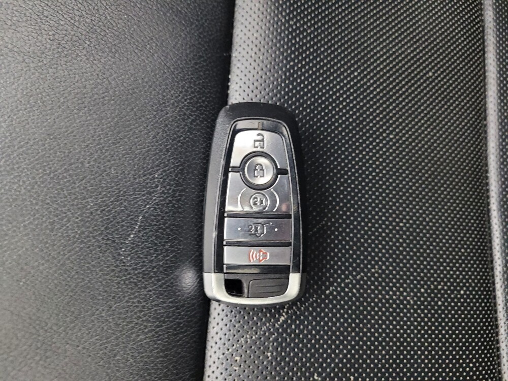 2020 Ford Explorer in Taylor, MI 48180 - 18134299 32