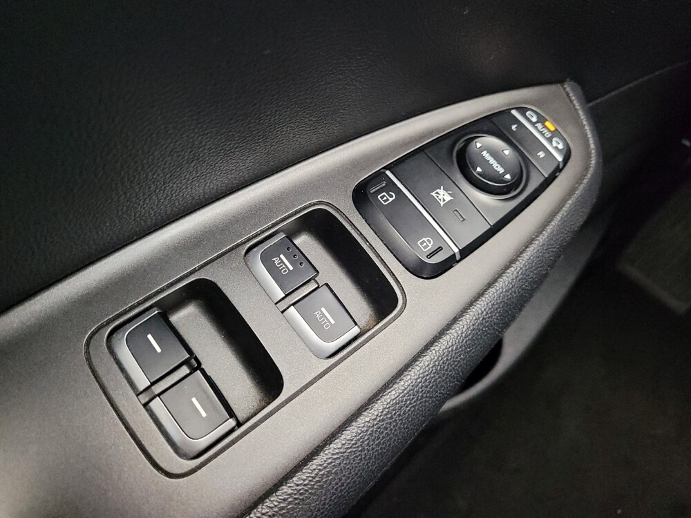 2017 Kia Optima in Taylor, MI 48180 - 18134300 27