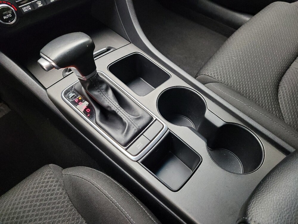 2017 Kia Optima in Taylor, MI 48180 - 18134300 26