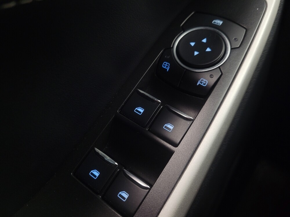 2022 Ford Explorer in Indianapolis, IN 46219 - 18134303 27