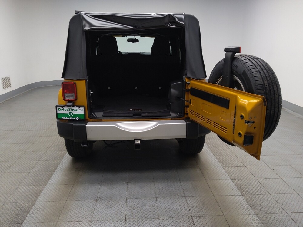 2014 Jeep Wrangler in Highland, IN 46322 - 18134308 29