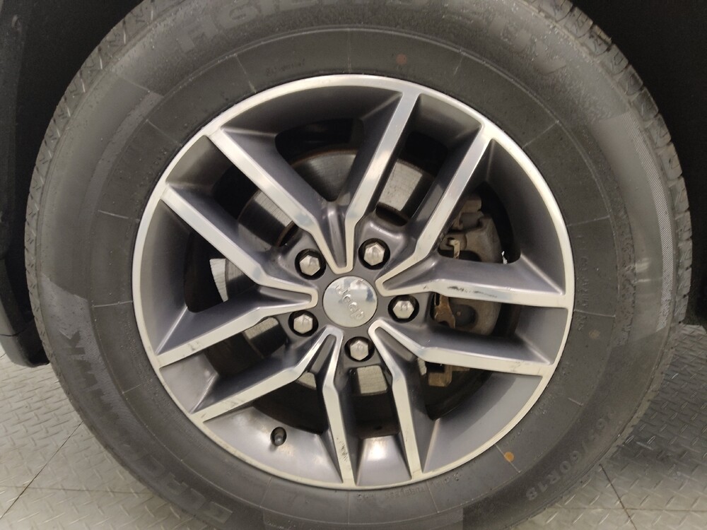 2018 Jeep Grand Cherokee in Indianapolis, IN 46219 - 18134311 31