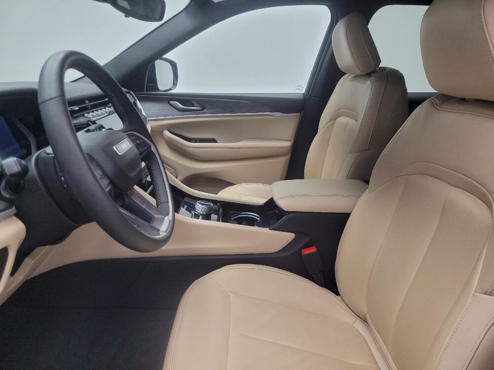 2023 Jeep Grand Cherokee in Indianapolis, IN 46219 - 18134313 17