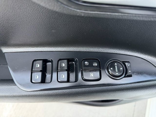 2018 Kia Rio in Knoxville, TN 37920 - 18134314 17