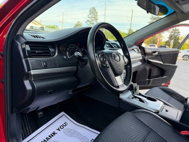 2013 Toyota Camry in Knoxville, TN 37920 - 18134317 9
