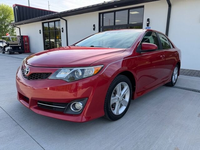 2013 Toyota Camry in Knoxville, TN 37920 - 18134317 2