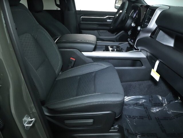 2026 RAM 1500 in Bedford, OH 44146 - 18134319 34