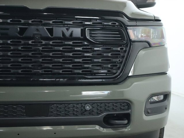 2026 RAM 1500 in Bedford, OH 44146 - 18134319 7
