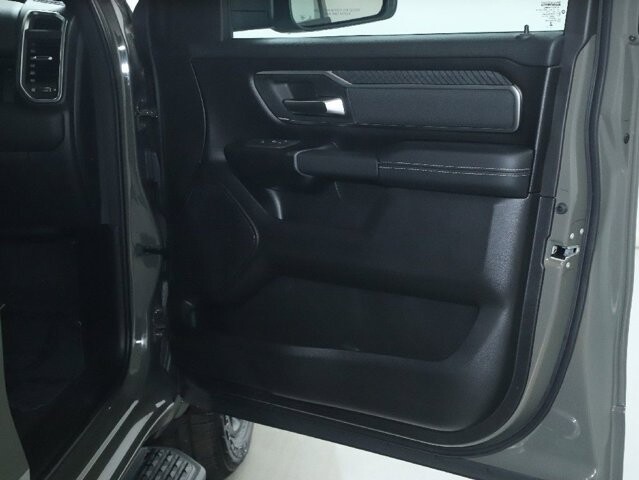 2026 RAM 1500 in Bedford, OH 44146 - 18134319 33