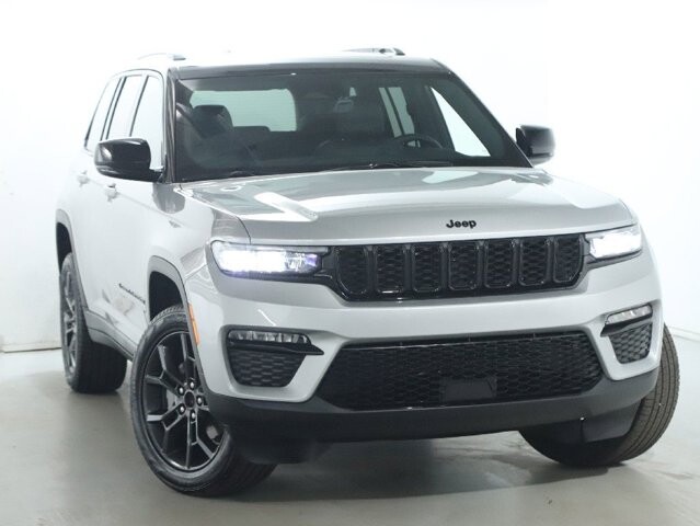 2025 Jeep Grand Cherokee in Bedford, OH 44146 - 18134320 2