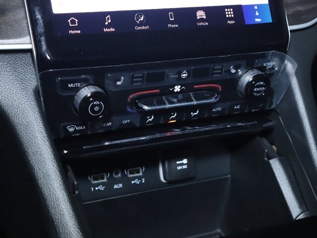 2025 Jeep Grand Cherokee in Bedford, OH 44146 - 18134320 28