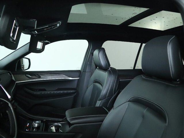 2025 Jeep Grand Cherokee in Bedford, OH 44146 - 18134320 21