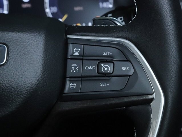 2025 Jeep Grand Cherokee in Bedford, OH 44146 - 18134320 25