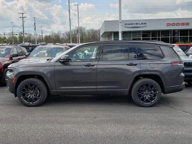 2026 Jeep Grand Cherokee L in Bedford, OH 44146 - 18134321 2