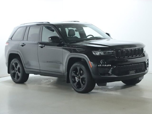 2025 Jeep Grand Cherokee in Bedford, OH 44146 - 18134322 9