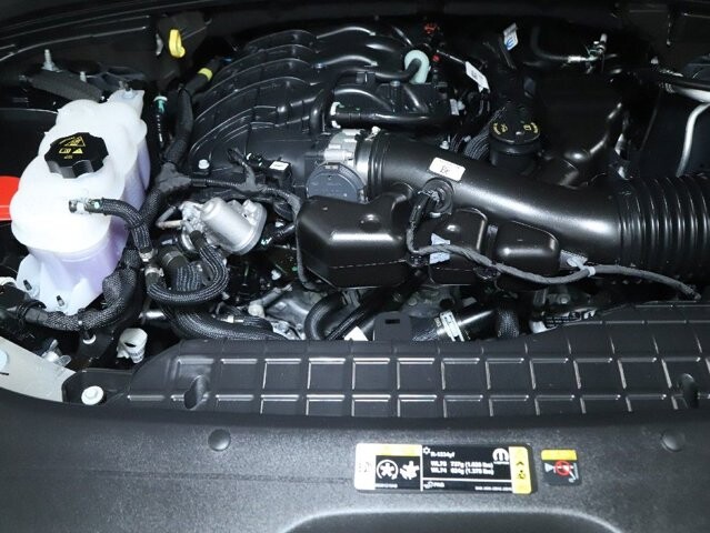 2025 Jeep Grand Cherokee in Bedford, OH 44146 - 18134322 37