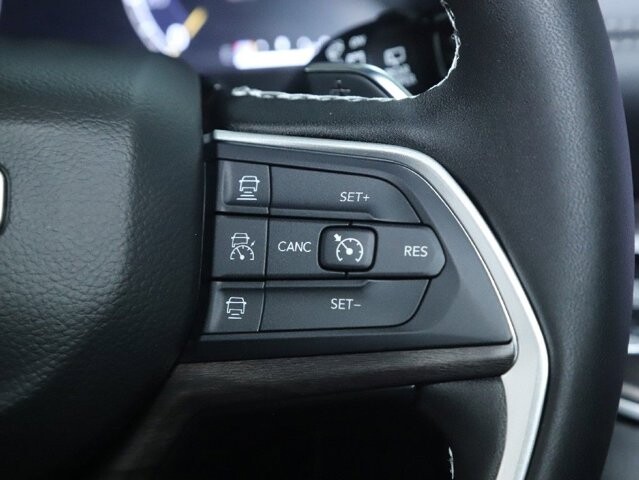 2025 Jeep Grand Cherokee in Bedford, OH 44146 - 18134322 25