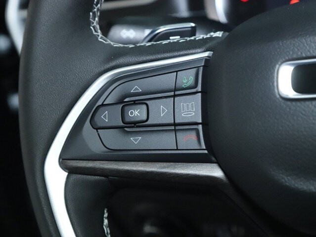 2025 Jeep Grand Cherokee in Bedford, OH 44146 - 18134322 24