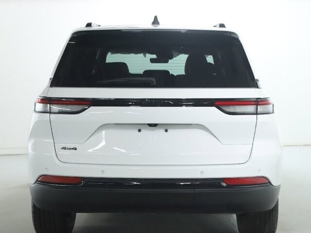 2025 Jeep Grand Cherokee in Bedford, OH 44146 - 18134324 41