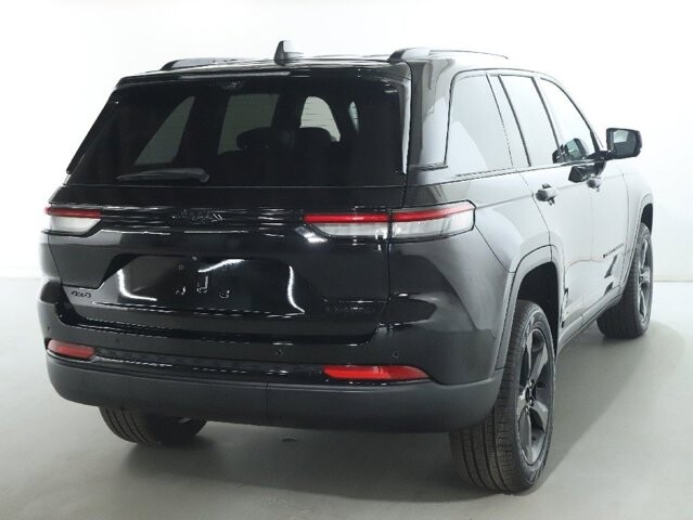 2025 Jeep Grand Cherokee in Bedford, OH 44146 - 18134325 47