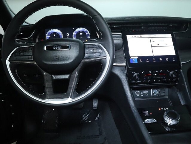 2025 Jeep Grand Cherokee in Bedford, OH 44146 - 18134325 28