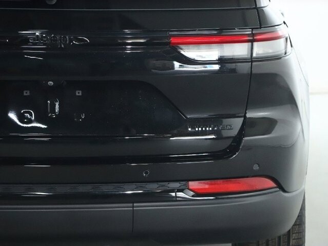 2025 Jeep Grand Cherokee in Bedford, OH 44146 - 18134325 45