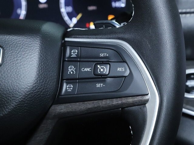 2025 Jeep Grand Cherokee in Bedford, OH 44146 - 18134325 24