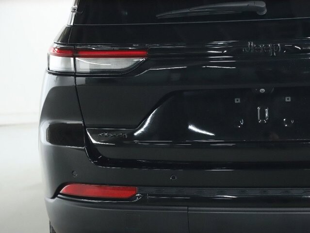 2025 Jeep Grand Cherokee in Bedford, OH 44146 - 18134325 44
