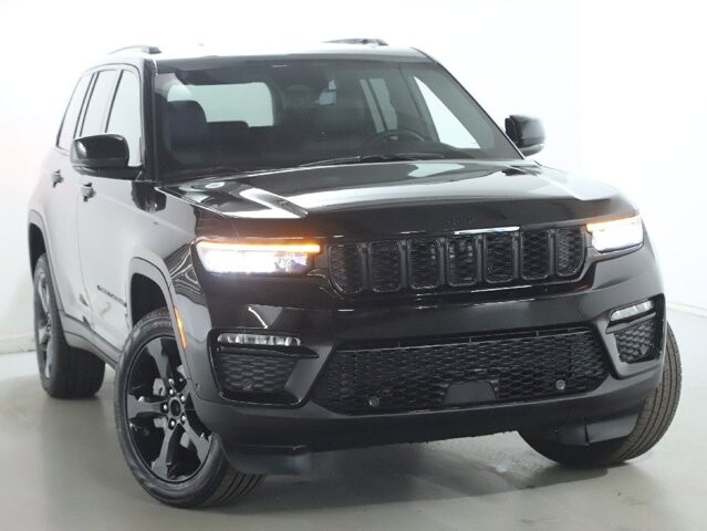 2025 Jeep Grand Cherokee in Bedford, OH 44146 - 18134325 2