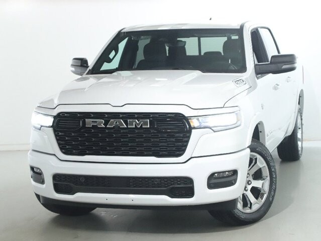 2026 RAM 1500 in Bedford, OH 44146 - 18134327 3