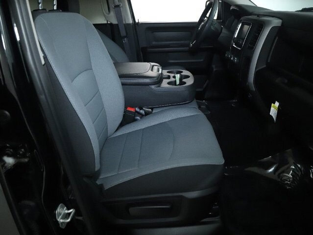 2024 RAM 1500 in Bedford, OH 44146 - 18134329 33