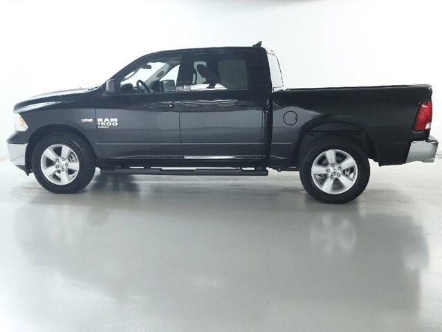 2024 RAM 1500 in Bedford, OH 44146 - 18134329 38