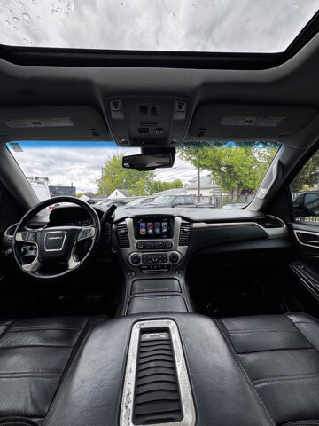 2018 GMC Yukon XL in Eastpointe, MI 48021 - 18134335 5