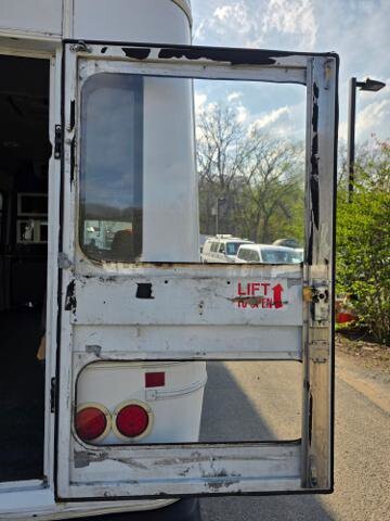 2017 Ford E-350 and Econoline 350 in Blauvelt, NY 10913 - 18134342 30