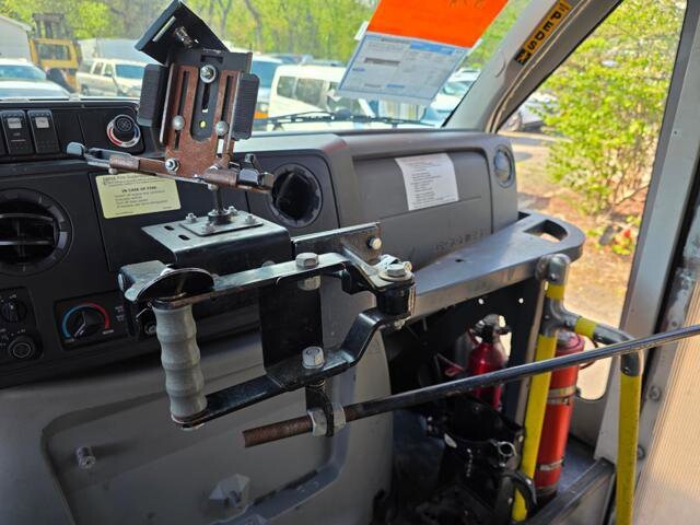 2017 Ford E-350 and Econoline 350 in Blauvelt, NY 10913 - 18134342 18