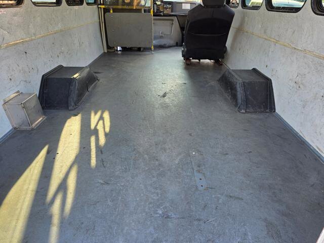 2017 Ford E-350 and Econoline 350 in Blauvelt, NY 10913 - 18134342 37