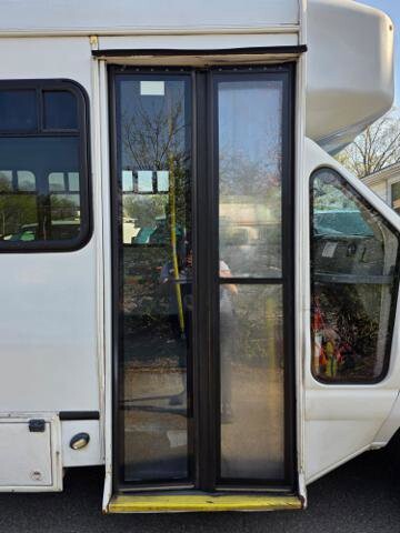 2017 Ford E-350 and Econoline 350 in Blauvelt, NY 10913 - 18134342 48