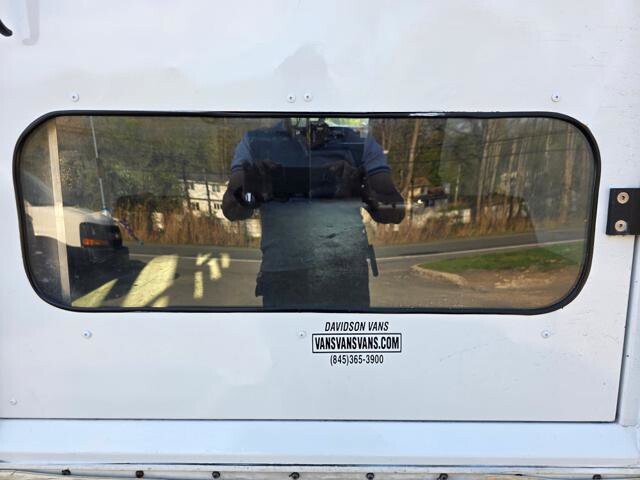 2017 Ford E-350 and Econoline 350 in Blauvelt, NY 10913 - 18134342 44