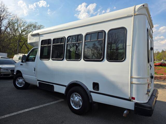 2017 Ford E-350 and Econoline 350 in Blauvelt, NY 10913 - 18134342 6