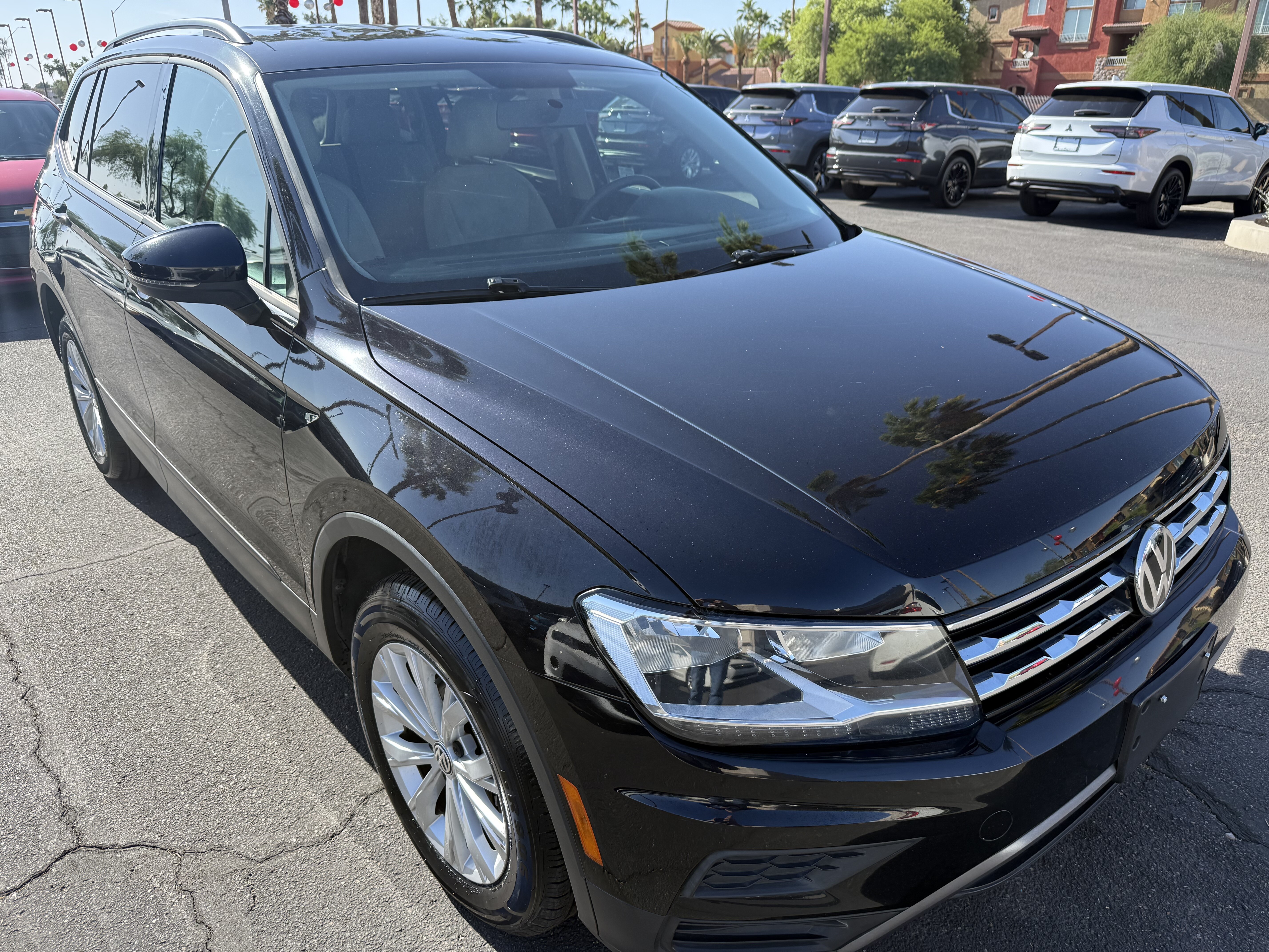 2020 Volkswagen Tiguan in Phoenix, AZ 85022 - 18134343 3