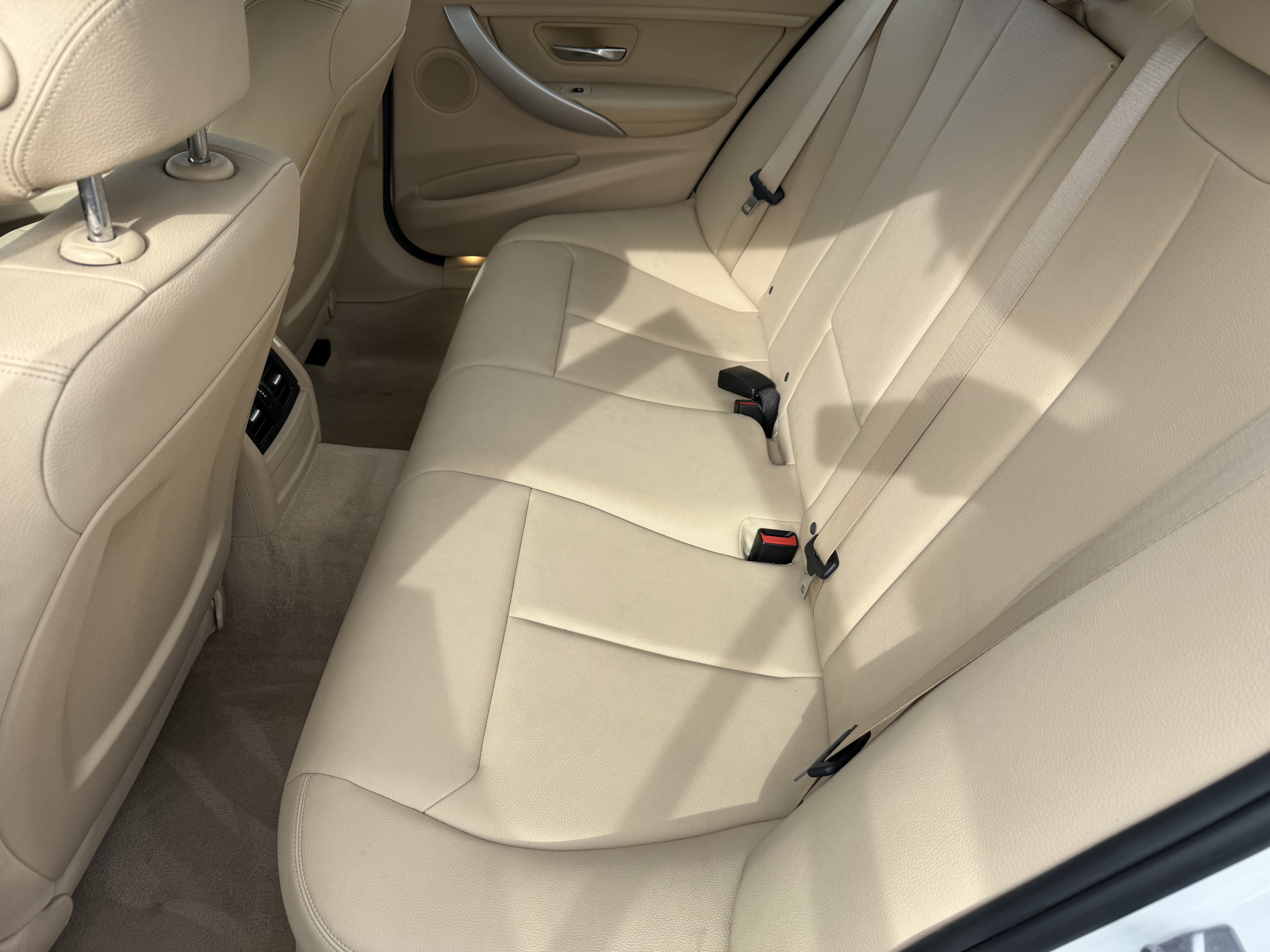 2015 BMW 320i in Phoenix, AZ 85022 - 18134346 8