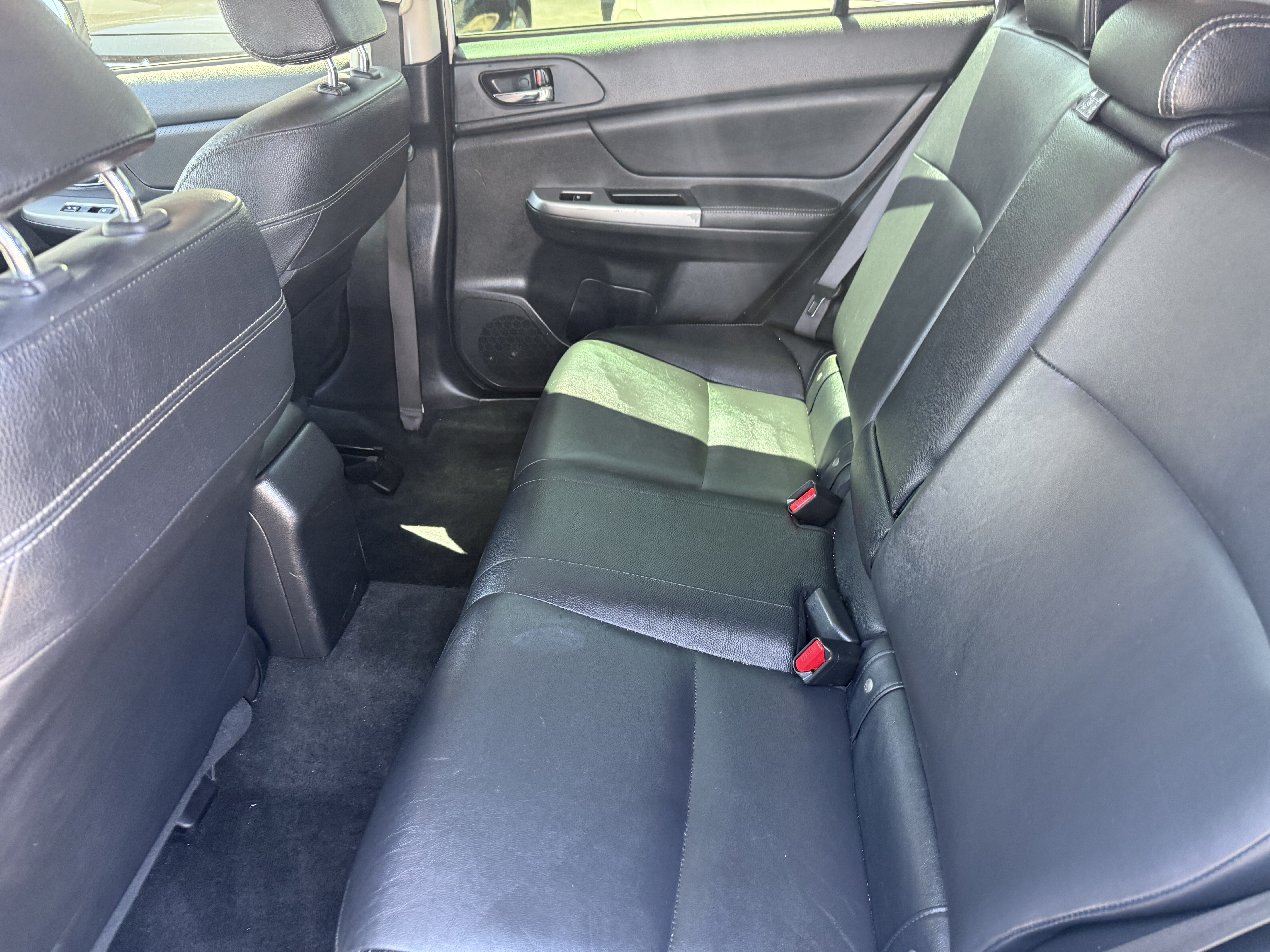 2015 Subaru Impreza in Phoenix, AZ 85022 - 18134347 8