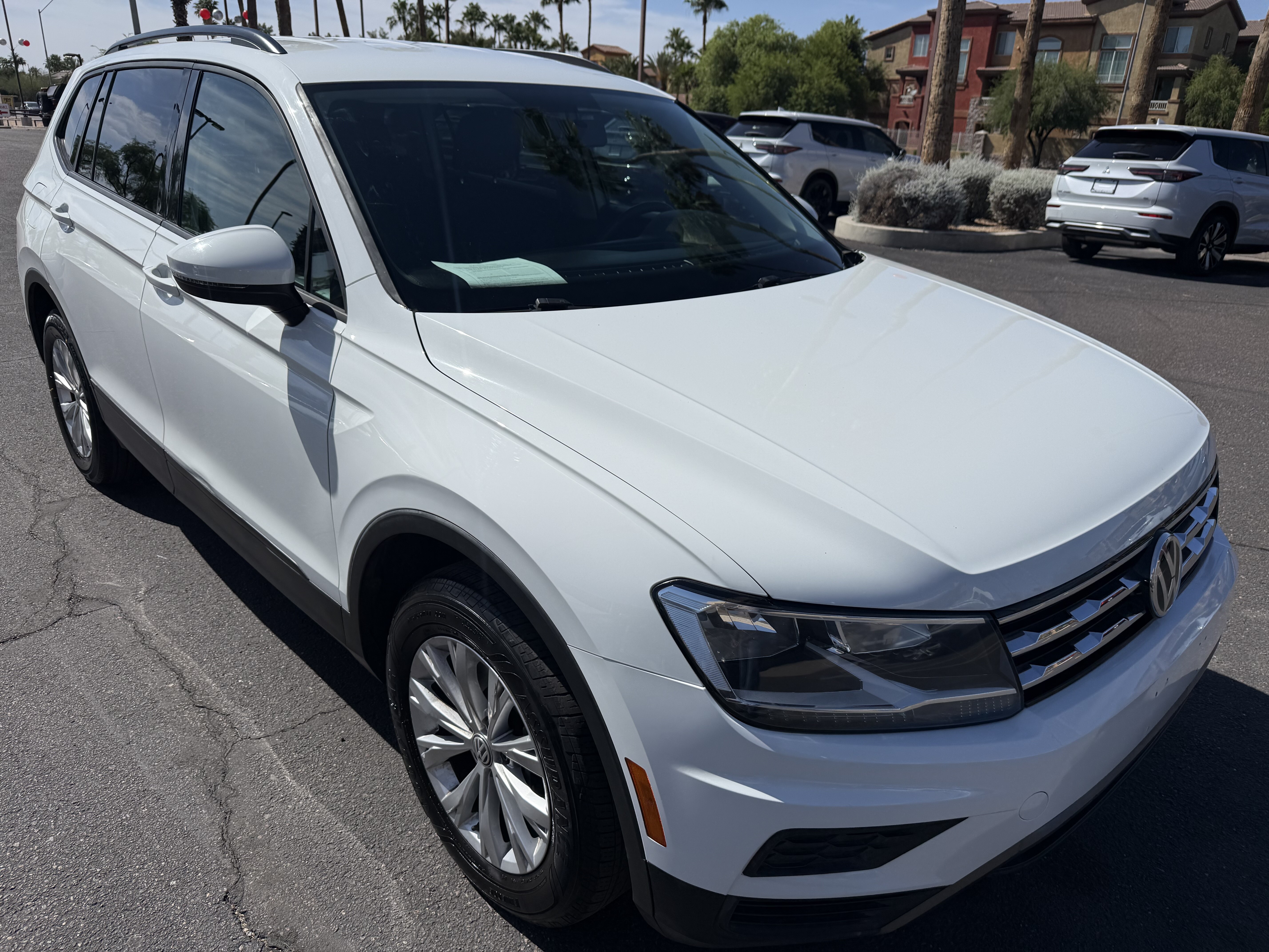 2020 Volkswagen Tiguan in Phoenix, AZ 85022 - 18134349 3