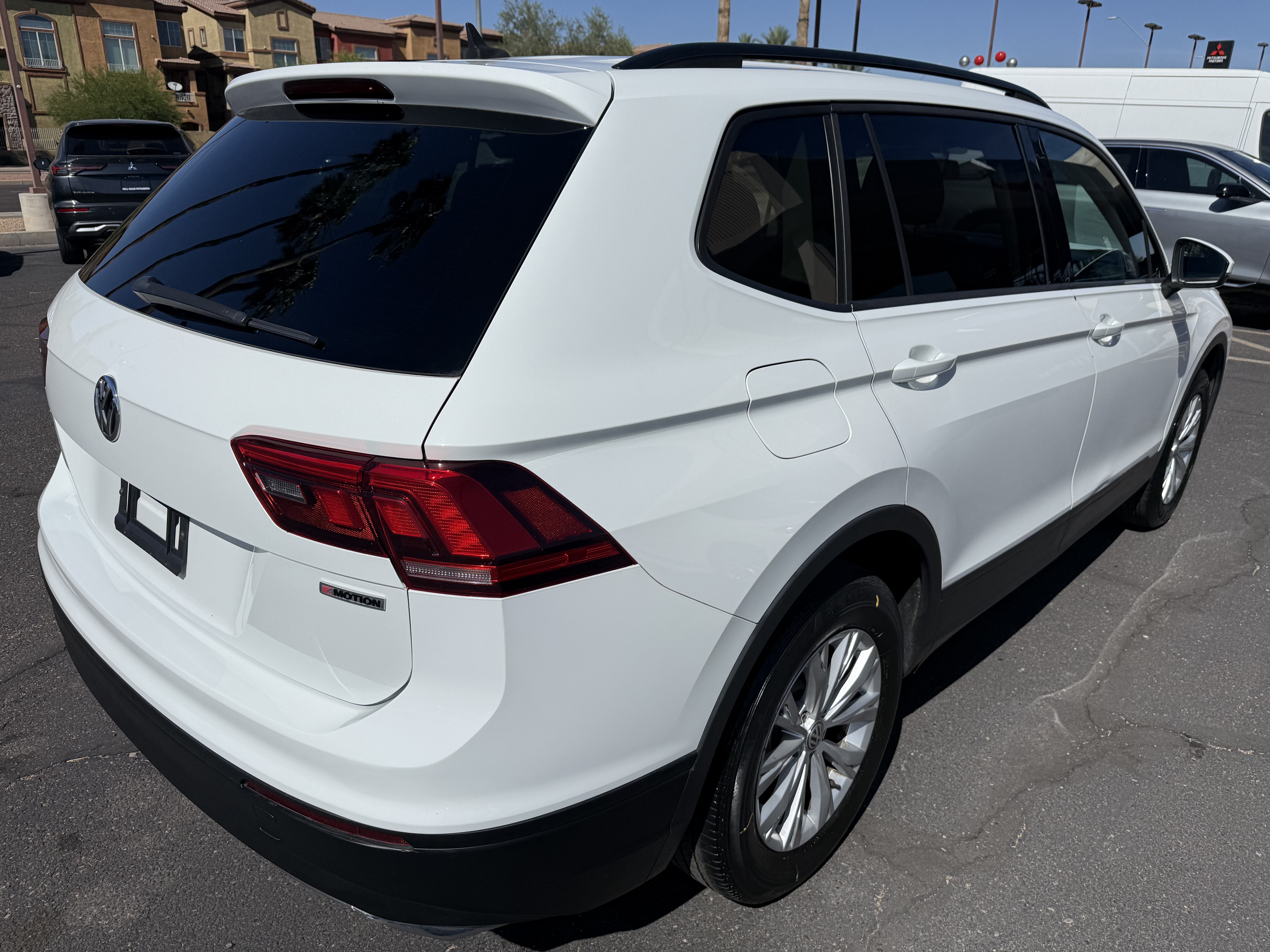 2020 Volkswagen Tiguan in Phoenix, AZ 85022 - 18134349 4