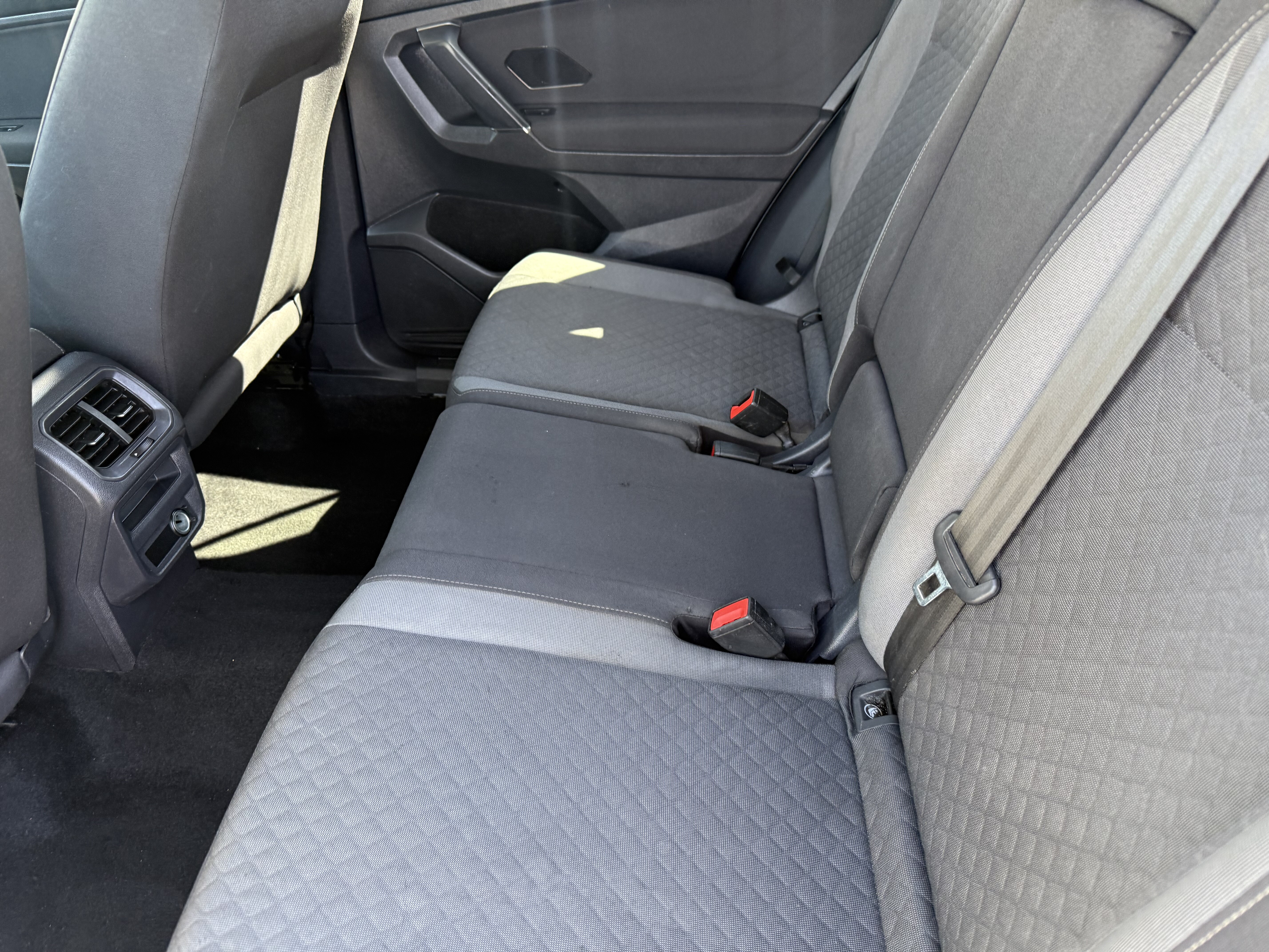 2020 Volkswagen Tiguan in Phoenix, AZ 85022 - 18134349 8