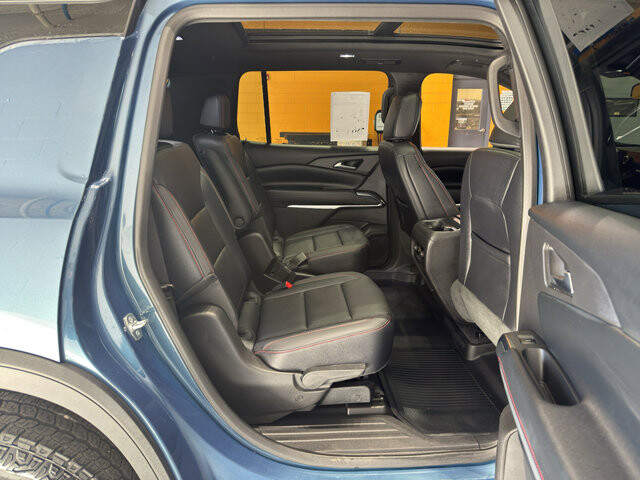 2025 Chevrolet Traverse in Burlington, WI 53105 - 18134362 20