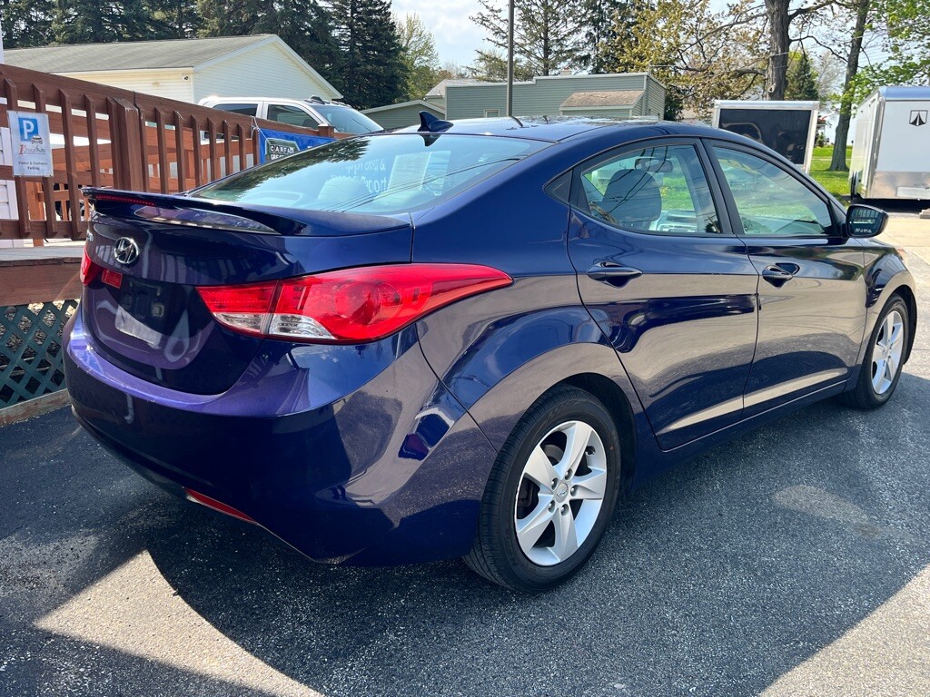 2013 Hyundai Elantra in Fairview, PA 16415 - 18134371 7