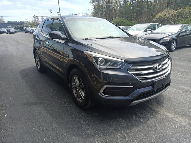 2018 Hyundai Santa Fe in DuBois, PA 15801 - 18134382 4