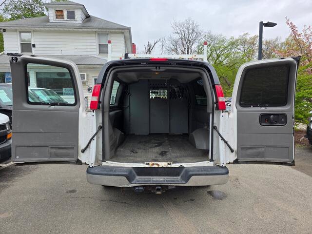 2017 Chevrolet Express 2500 in Blauvelt, NY 10913 - 18134383 29