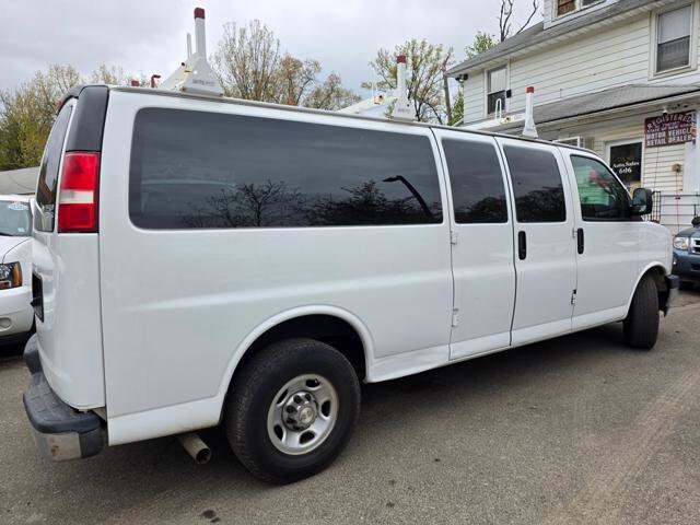 2017 Chevrolet Express 2500 in Blauvelt, NY 10913 - 18134383 8